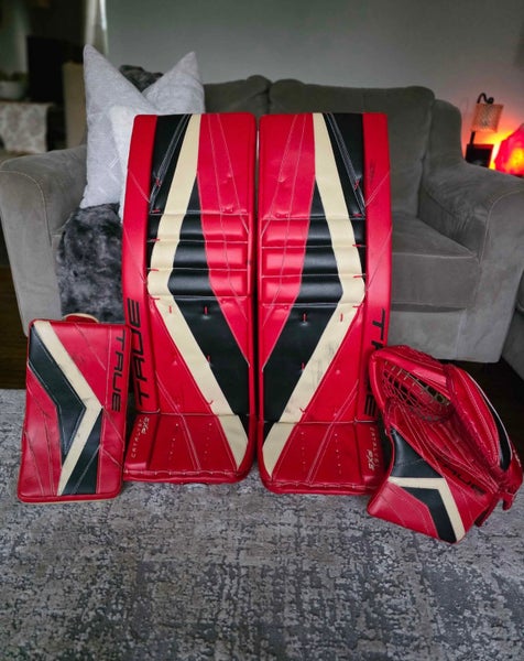 34" True px5 Goalie Leg Pads