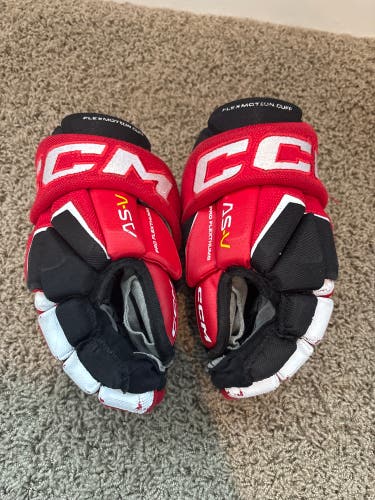 CCM Tacks AS-V Gloves 11" (Used)