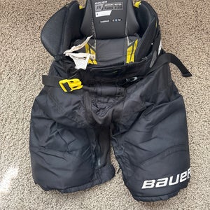 Men's Junior Medium Bauer Supreme Ultrasonic Hockey Pants (Used)