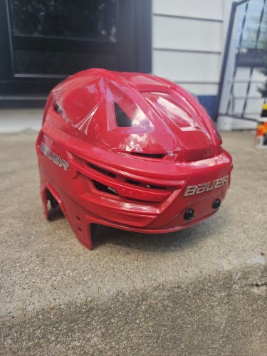 Small Bauer Re-Akt 155 Helmet (Used)