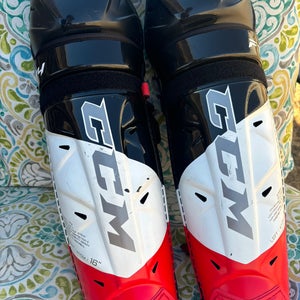 Senior CCM JetSpeed FT4 16" Shin Pads (Used)