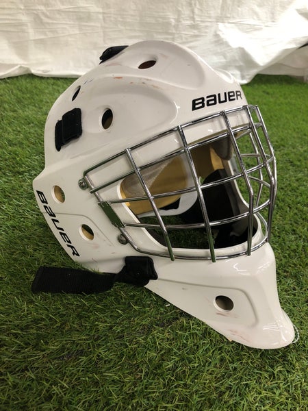 White Senior Bauer NME3 Goalie Mask (Used)