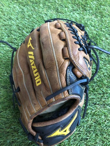 Mizuno Classic RH Infield Softball Glove 12" (Used)