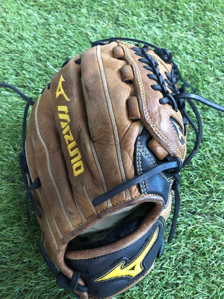 Mizuno Classic RH Infield Softball Glove 12" (Used)