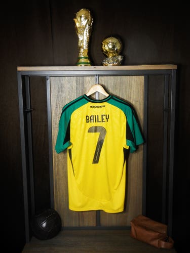 Jamaica 2024 Home Jersey – Bailey #7 – Large – Gold & Black Adidas Shirt (MPN: IT8541)