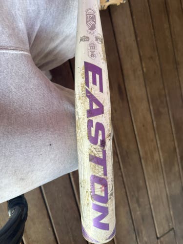 Easton Amethyst Alloy Bat (-11) 18 oz 29" (Used)
