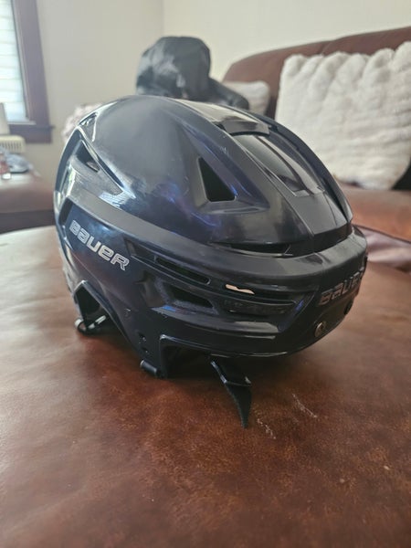 Medium Bauer Re-Akt 155 Helmet (Used)