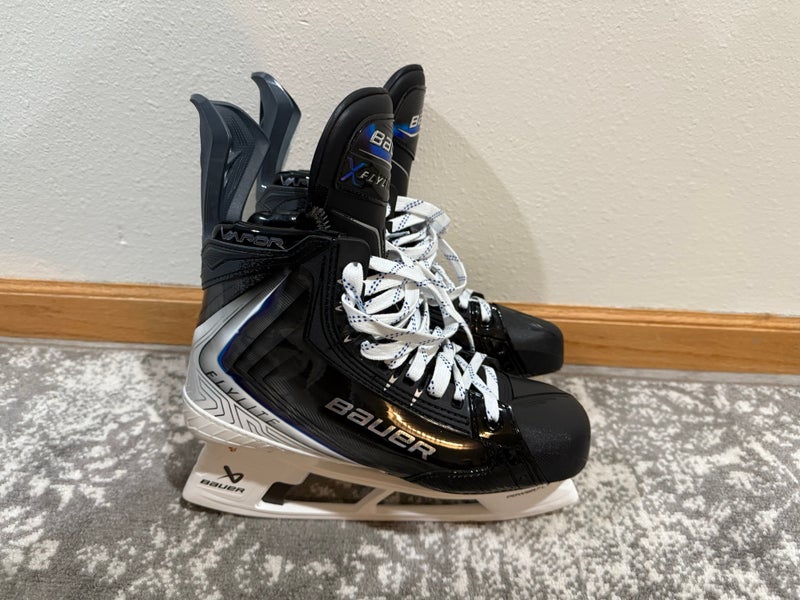 2025 Bauer Vapor Flylite Hockey Skates 7.5 (Used)
