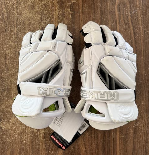 Maverik Max Lacrosse Gloves Medium (New)