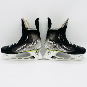 Bauer Vapor Hyperlite Hockey Skates- 9 Fit 2-280