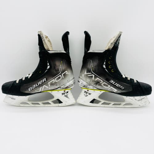 Bauer Vapor Hyperlite Hockey Skates- 9 Fit 2-280
