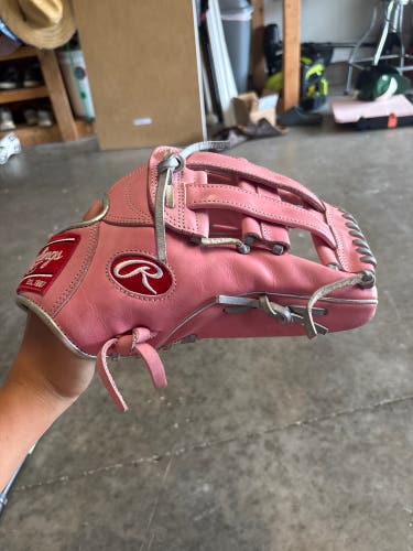 Rawlings Heart of the Hide RH Outfield Baseball Glove 12.75" (Used)