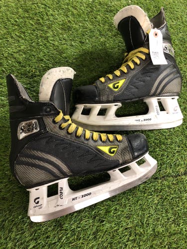 Senior Graf Supra G35 Hockey Skates Regular Width 9 (Used)
