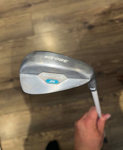32" Wilson Wedge Profile DGi Junior Flex