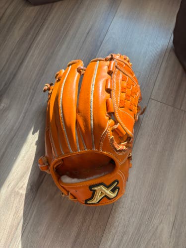 Atoms Made in Japan Hardball Infield Baseball Glove 11.5" (Used)