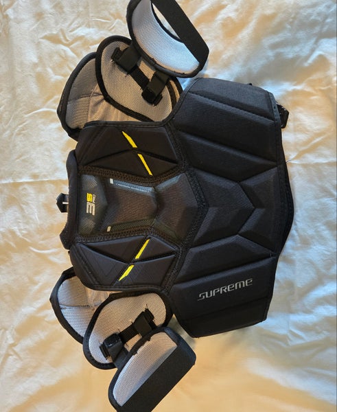 Men's Large Intermediate Bauer Supreme 3S Pro Shoulder Pads (Used)