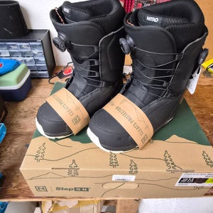 Men's Size M 9.5 (W 10.5) Nitro Darkseid Step On Snowboard Boots Stiff Flex All Mountain (New)