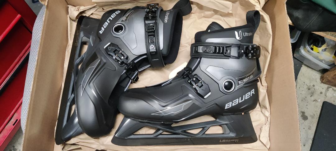 Bauer Konekt 2 Hockey Goalie Skates 11 (New)
