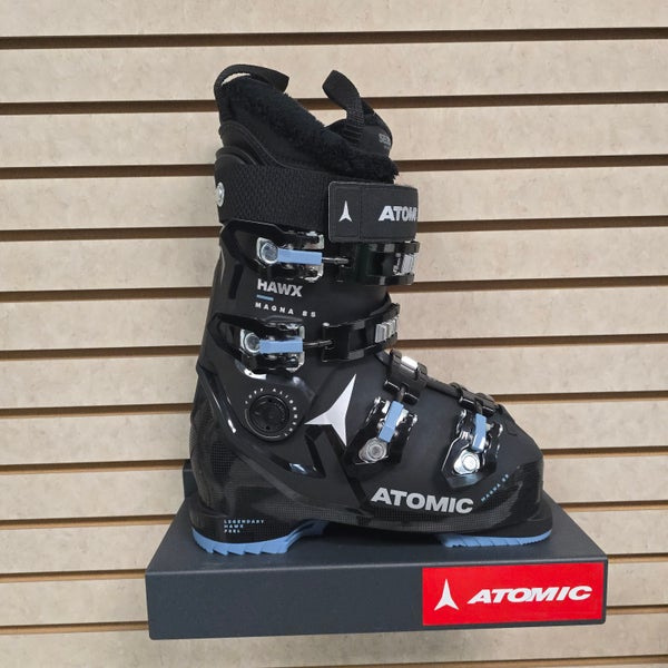 Atomic All Mountain Hawx Magna 85  Ski Boots Soft Flex (New)