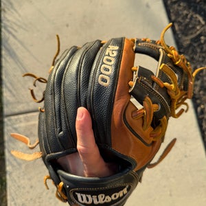 Wilson A2000 RH Infield Baseball Glove 11.25" (Used)