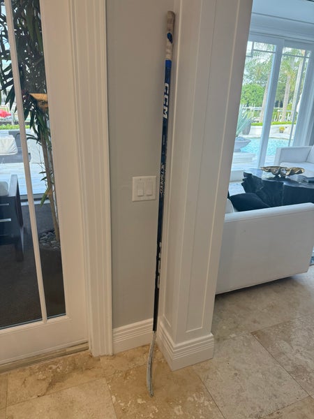 Senior CCM JetSpeed FT5 Pro Right Handed Hockey Stick (Used)
