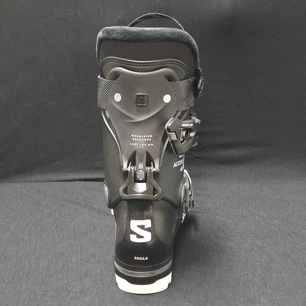 Mondo 23 & 23.5 Salomon All Mountain Ski Boots Soft Flex (New)