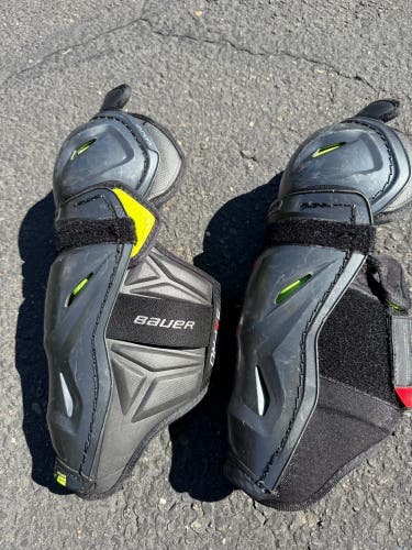 Junior Bauer Vapor 3X Pro 11 Shin Pads (Used)