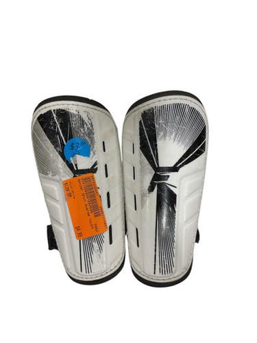 Used Soccer Shin Guards Youth White SM 11847-S000029461