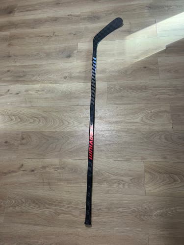 Senior Warrior Novium Pro Right Handed Hockey Stick P92M (Used)
