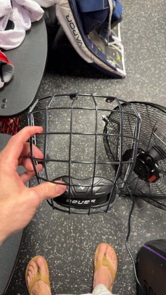 Medium Bauer II True Vision Full Cage *Oreo* (New)