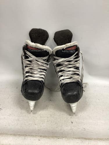 Used Bauer VAPOR X3.5 Junior Hockey Skate Junior 03 11851-S000038695