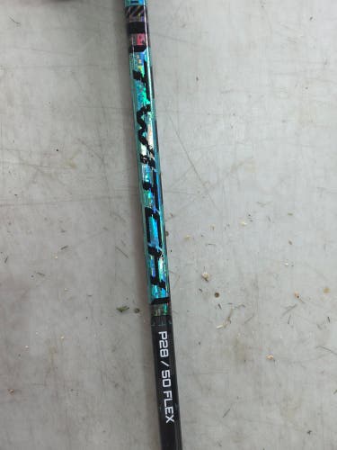 Intermediate Bauer Twitch Right Handed Hockey Stick P92 (Used)