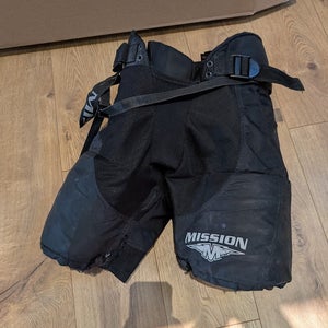 XL Youth Mission Goalie Pants (Used)
