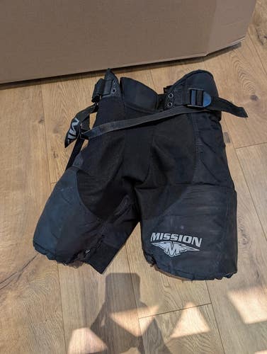 XL Youth Mission Goalie Pants (Used)