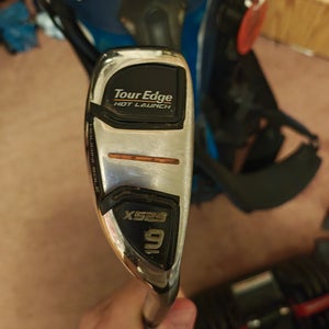 Tour Edge Hot Launch x525 9 ironwood