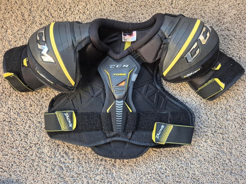 CCM Tacks 7092 Hockey Shoulder Pads Jr Large