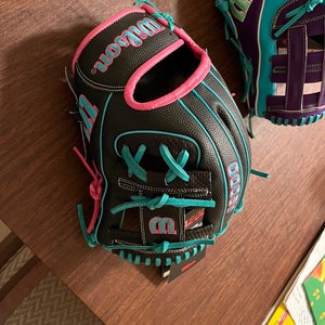 Wilson A2000 RH Baseball Glove 11.5" (New)