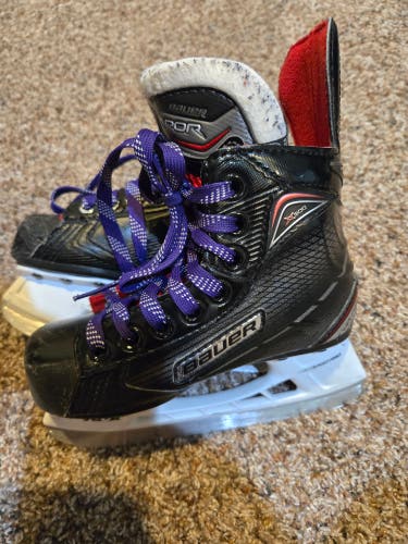 2017 Bauer X500 Vapor Hockey Skates Pro Stock (Used)