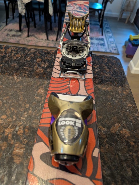 Look Pivot Ski Bindings 95 mm Brake Width Max Din 15 (Used)