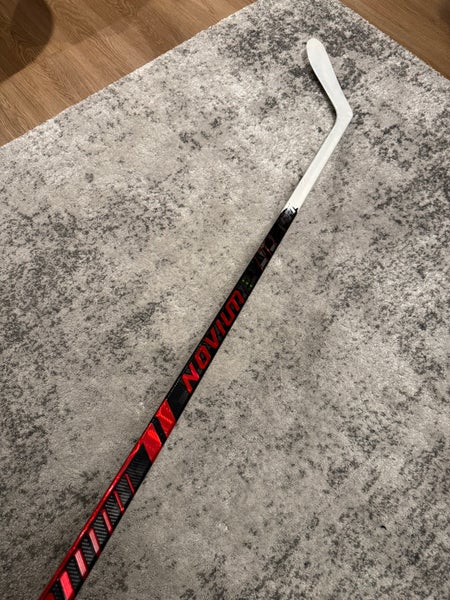 Senior Warrior Novium 2 Pro Left Hand Hockey Stick W28 (Used)