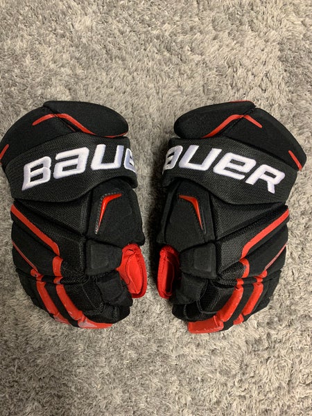 Bauer Vapor APX2 Pro Stock Hockey Gloves 14” Blackhawks Red Palms