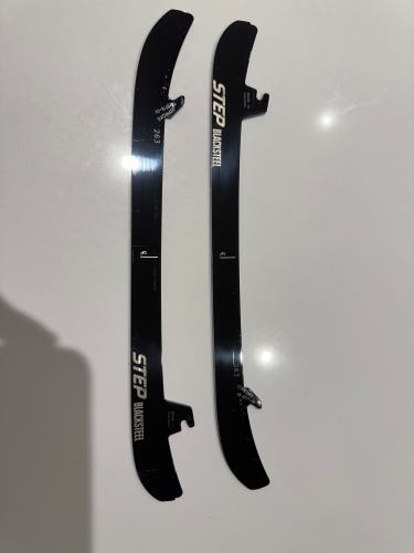 CCM Black Step Steel 263 mm (Used)