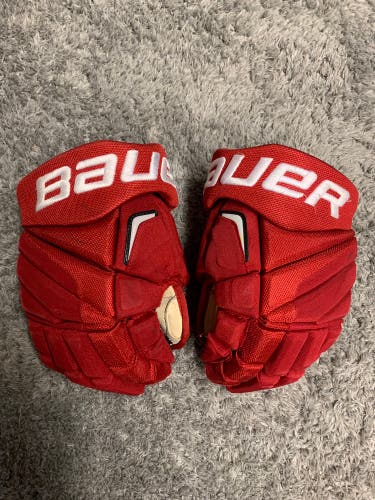 Bauer Vapor APX2 Pro Stock Hockey Gloves 14” Red Wings Short Cuff