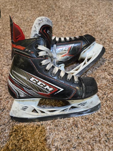 2019 CCM JetSpeed FT2 Hockey Skates Regular Width 13 (Used)