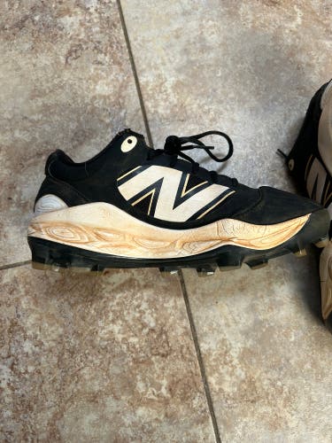 Black Kid's 7Y (Big Kids / Youth) New Balance (Used)