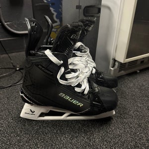 Bauer Supreme Shadow Hockey Skates Regular Width 8 (Used)