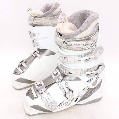 Nordica Cruise 55W Women's Ski Boots - Size 7.5 / Mondo 24.5 Used