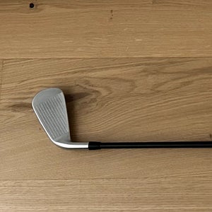 Men's 2021 Titleist 2 Driving Iron U505 Right Handed Stiff Flex Graphite Shaft (Used)
