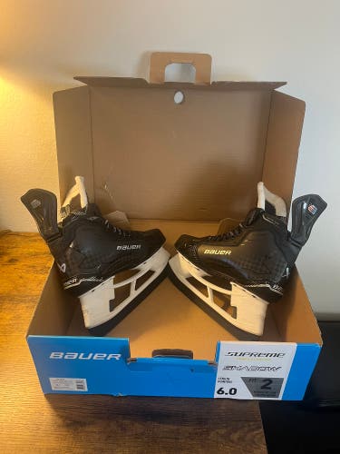 Bauer Supreme Shadow Hockey Skates 6 (Used)