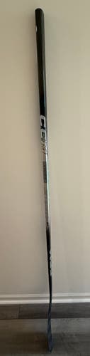 Senior CCM JetSpeed FT8 Pro Right Handed Hockey Stick P29 70 flex (Used)